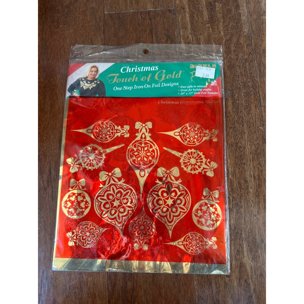 Dazzle Dazzleβ Christmas Touch of Gold One Step Iron On Foil Designs Ornaments